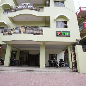 Hotel Johar Inn